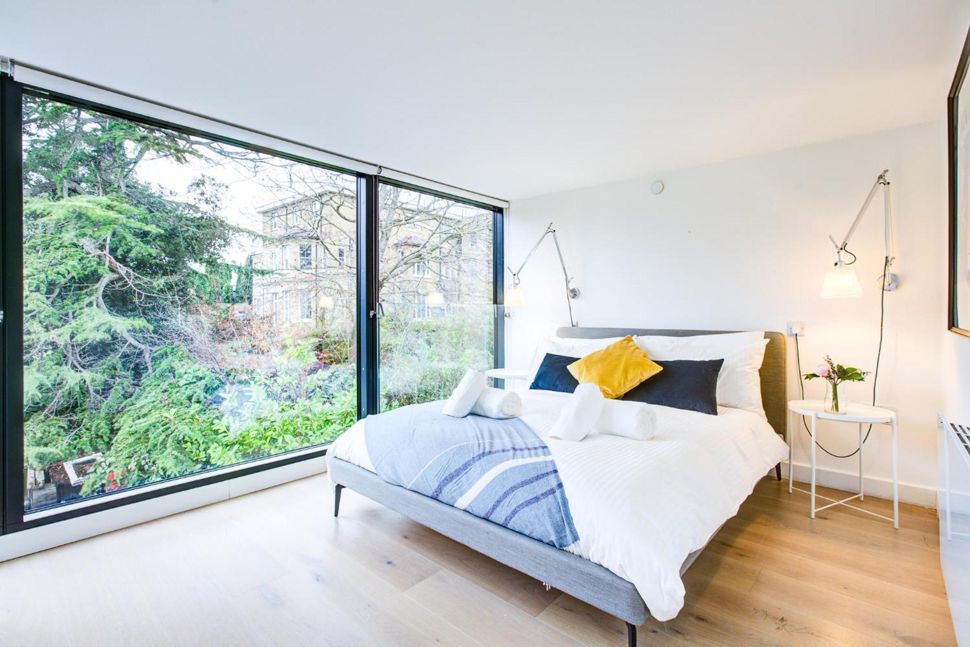 Neoteric Home Wimbledon Village Лондон Екстериор снимка
