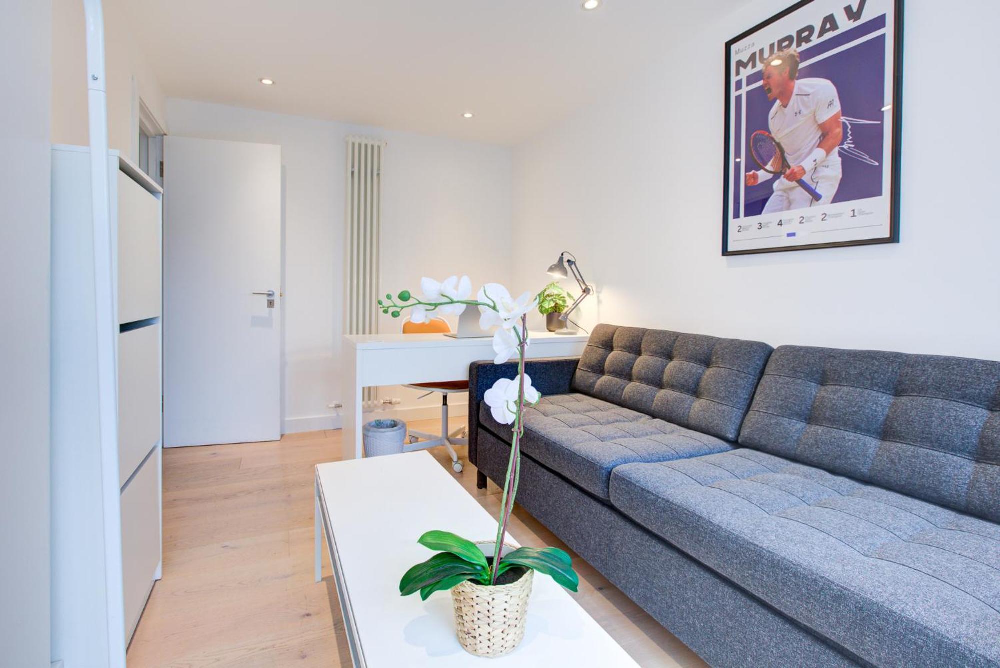 Neoteric Home Wimbledon Village Лондон Екстериор снимка