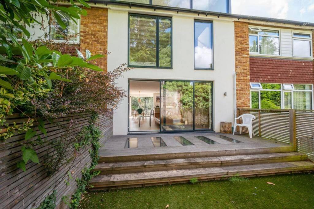 Neoteric Home Wimbledon Village Лондон Екстериор снимка