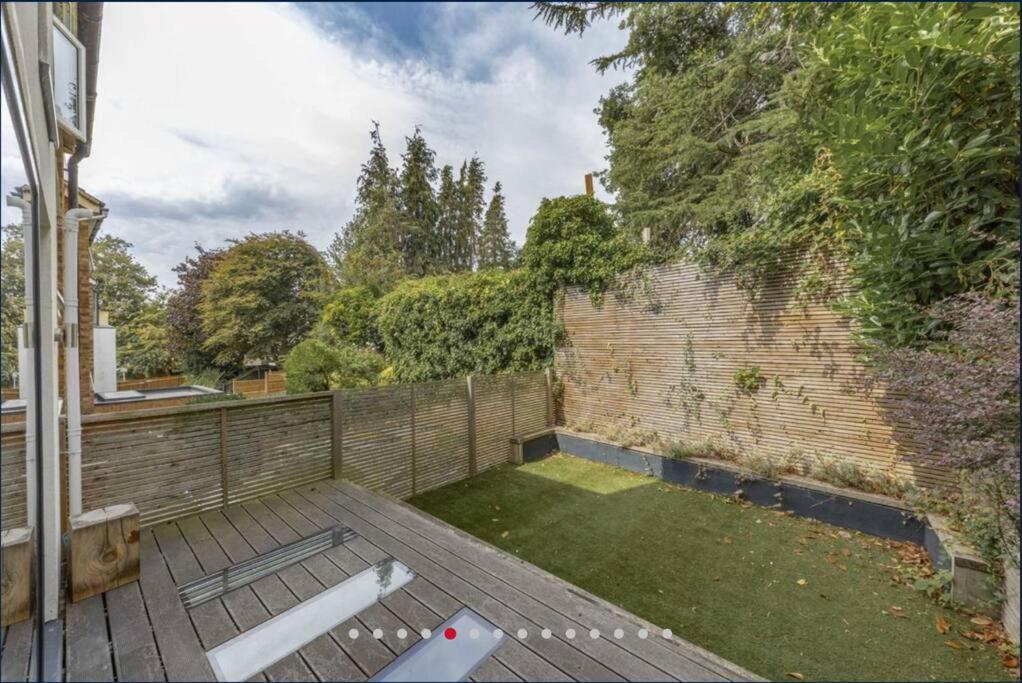 Neoteric Home Wimbledon Village Лондон Екстериор снимка